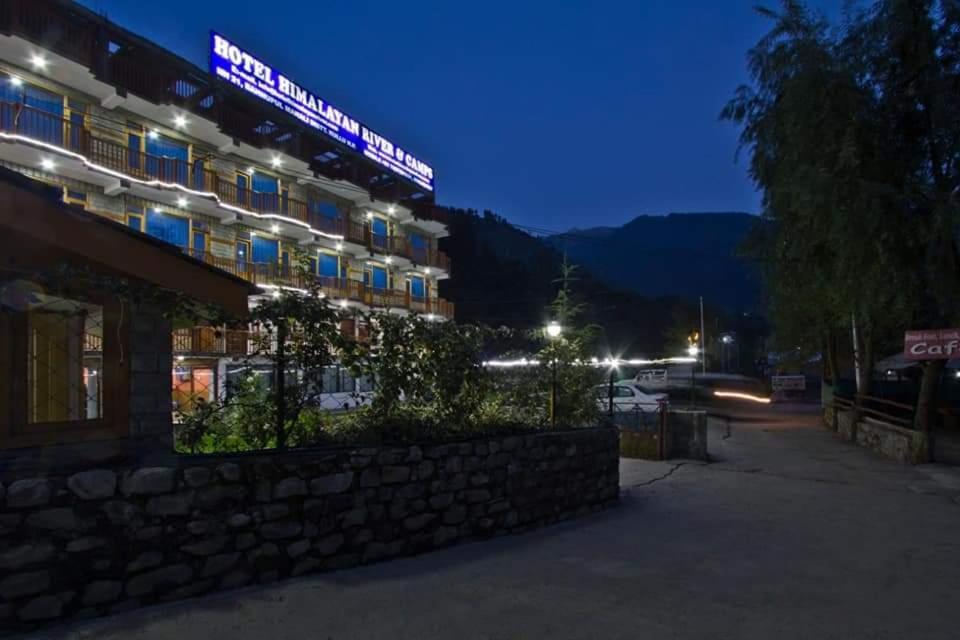 Hotel Himalayan River- Riverside Hotel Manāli Buitenkant foto