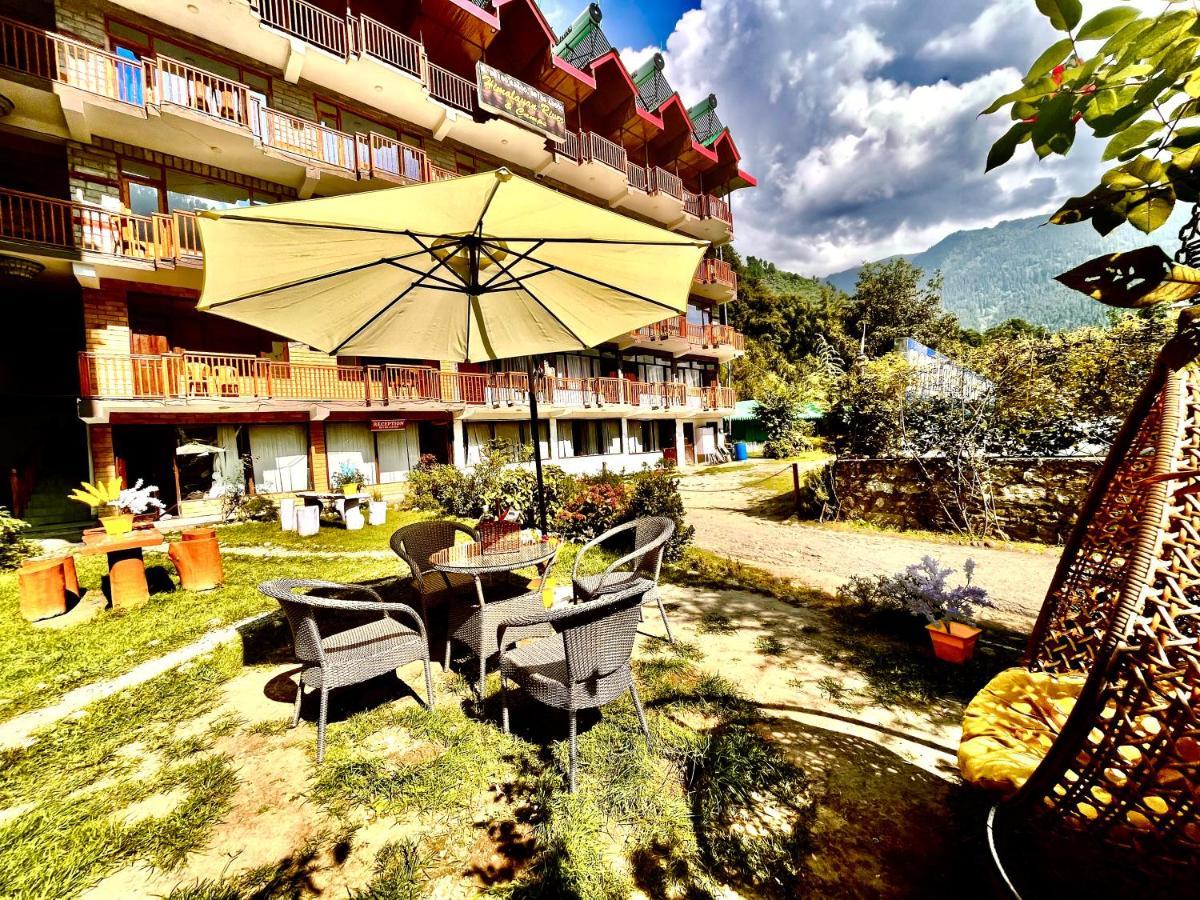 Hotel Himalayan River- Riverside Hotel Manāli Buitenkant foto