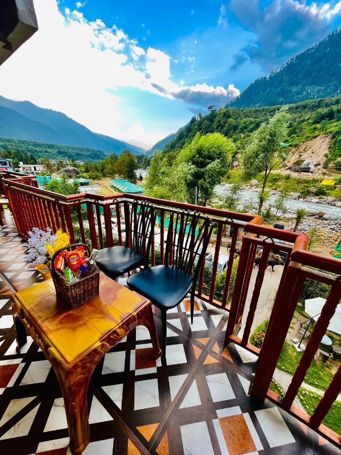 Hotel Himalayan River- Riverside Hotel Manāli Buitenkant foto