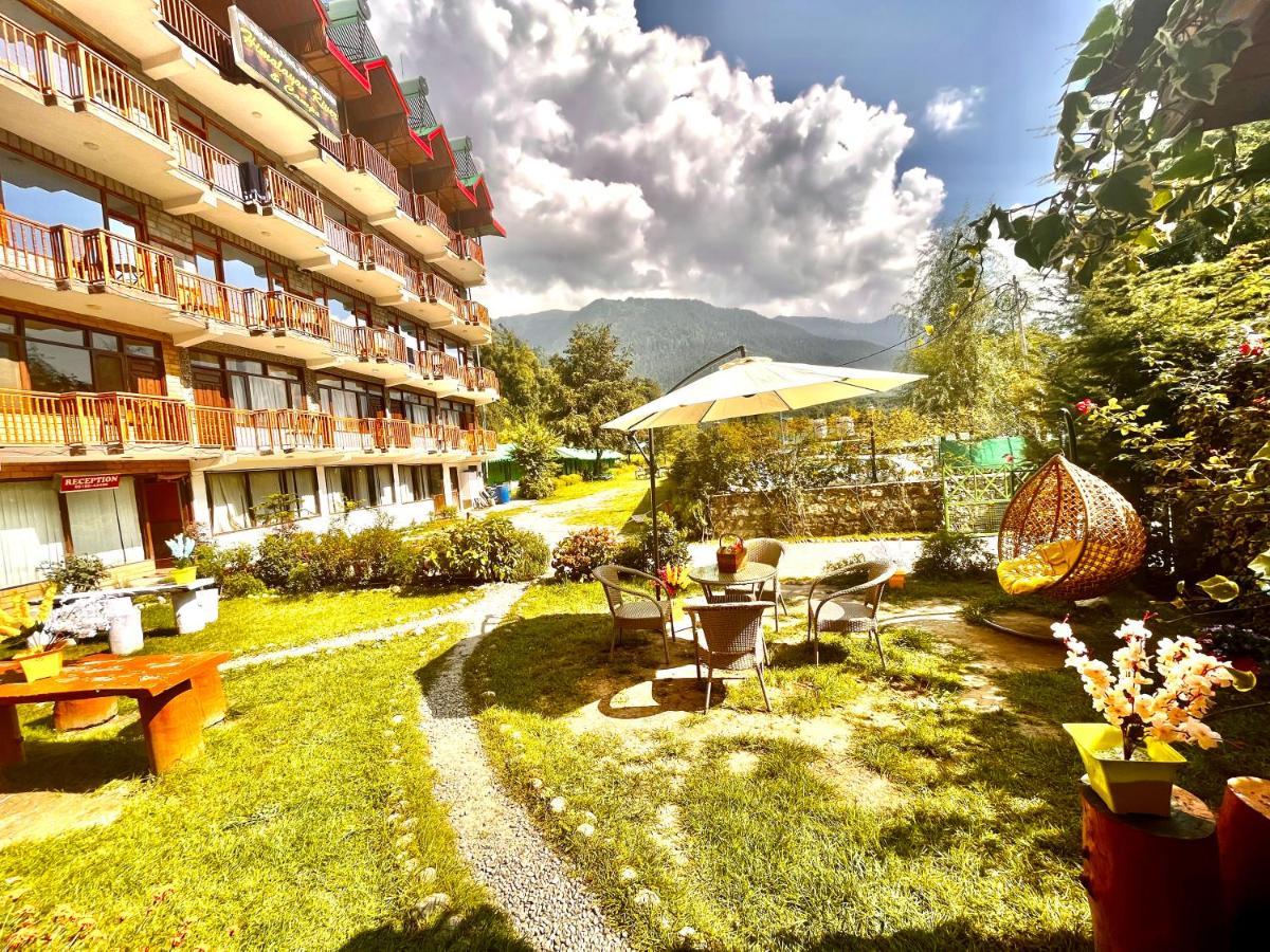 Hotel Himalayan River- Riverside Hotel Manāli Buitenkant foto